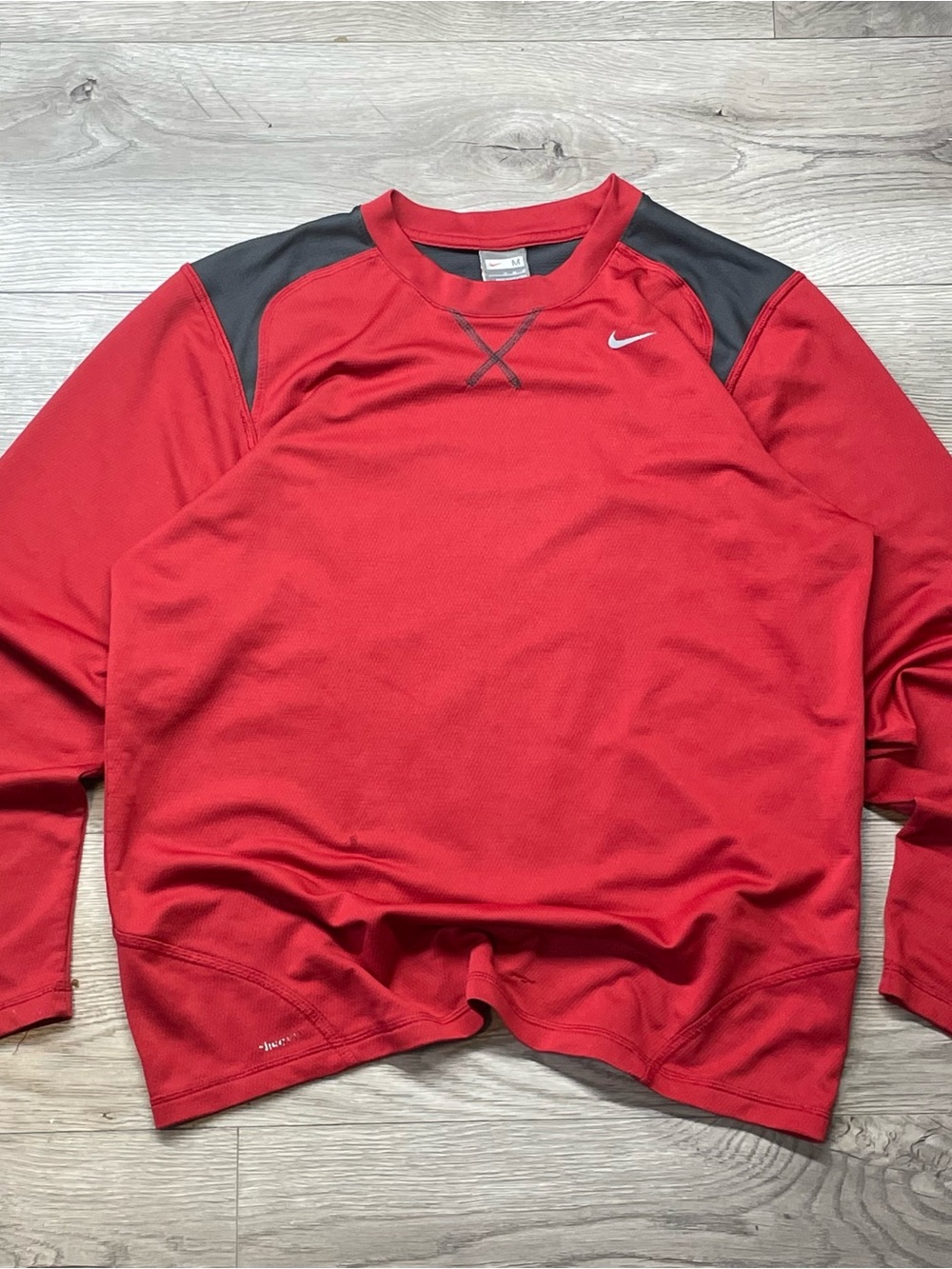 Y2K Nike Red Crewneck Long-Sleeve Performance Pullover